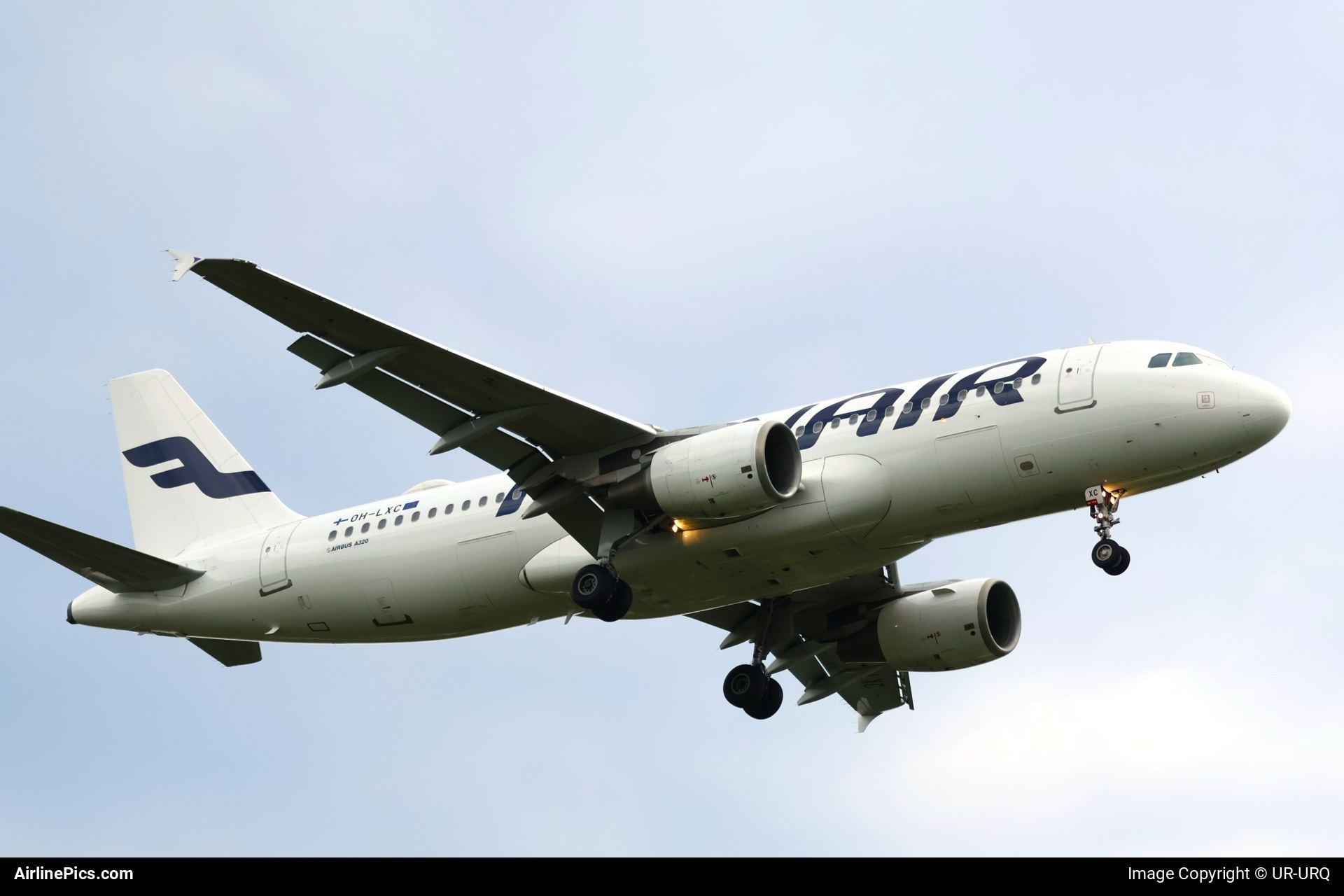 Finnair Airbus A320 - OH-LXC at HEL