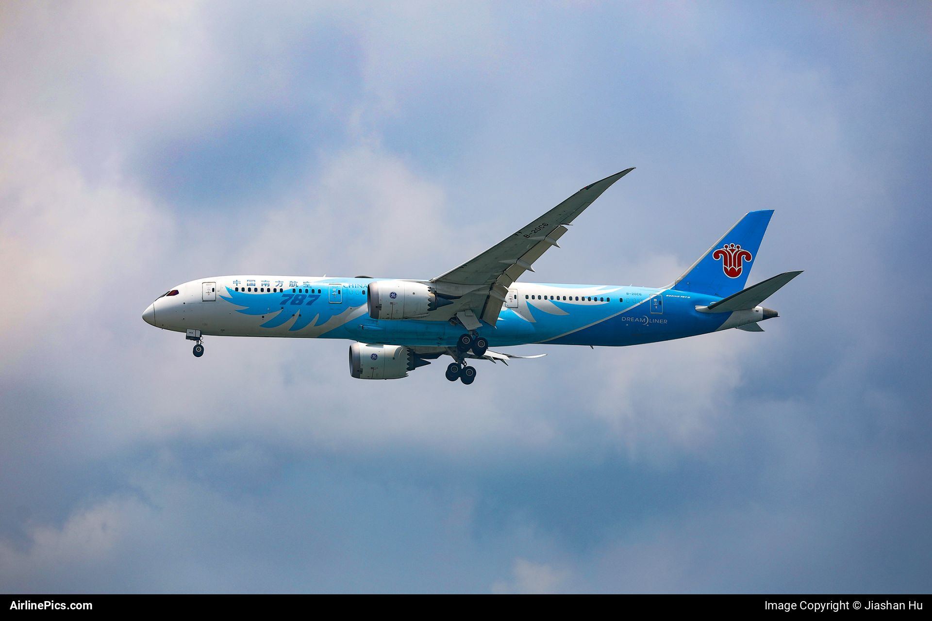 China Southern Airlines Boeing 787-9 - B-20C6 at SIN
